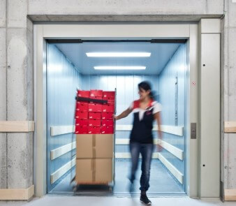freight_elevator_4